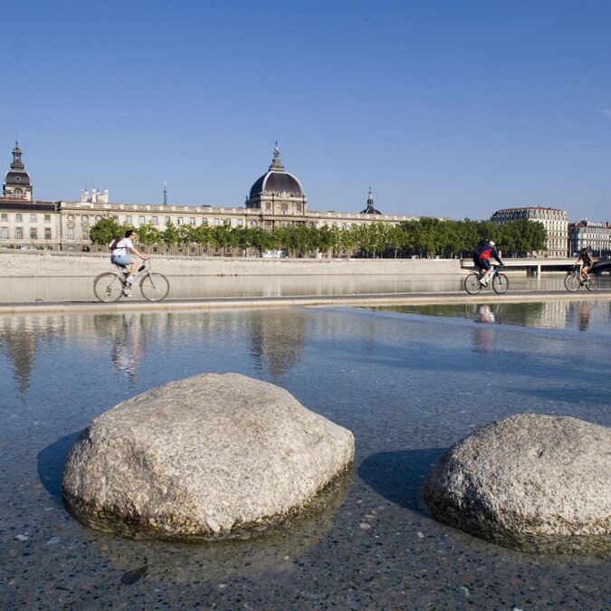 Lyon à velo | © ONLY LYON Tourisme et Congrès Städtereise railtour Lyon | © ONLY LYON Tourisme et Congrès