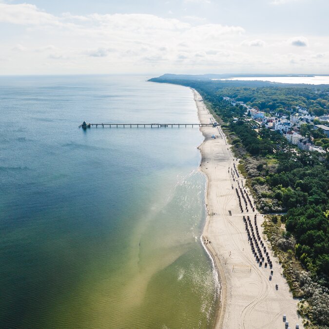 Der Strand und die Seebrücke  | © TMV/Gross  railtour_Ferienreisen Mecklenburg-Vorpommern Ostsee | © TMV/Gross