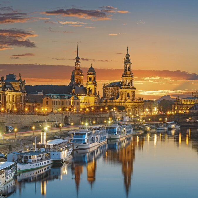 Elbe vor Altstadt Dresden | © Shutterstock 670839976 Elbe vor Altstadt Dresden | © Shutterstock 670839976