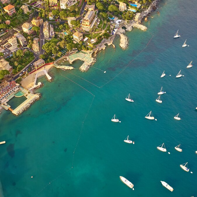 © shutterstock-1580896177 Luftaufnahme des Hafens von Santa Margherita Ligure | © shutterstock-1580896177