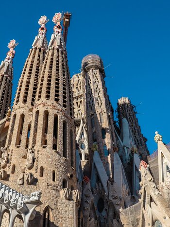 Sagrada Familia Kathedrale | © Shutterstock 2137558363 Sagrada Familia Kathedrale in Barcelona | © Shutterstock 2137558363